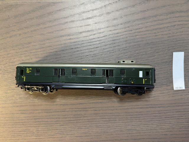 D-Zug-Gepäckwagen, grün