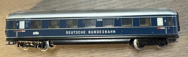 DB-Schürzenwagen 2. Klasse, blau