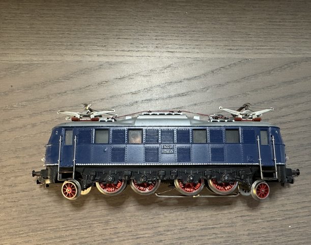 Elektrolokomotive DB E 18 35, blau