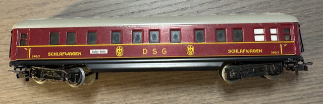 DSG-Schürzenschlafwagen, rot