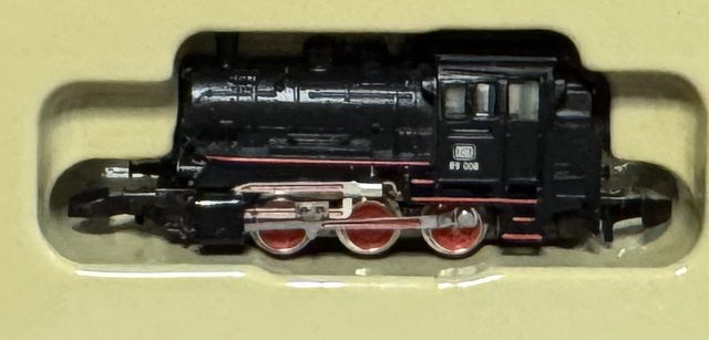 DB-Tenderlok BR 89, schwarz/rot