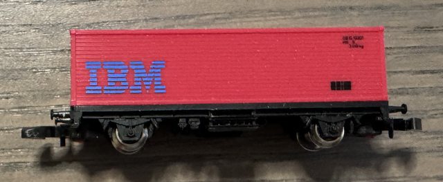 Containerwagen IBM, rot