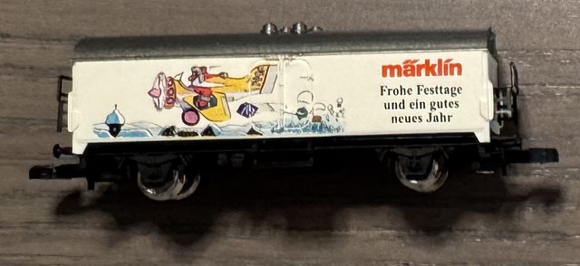 Märklin Weihnachtswagen, Frohe Festtage und ein gutes neues Jahr