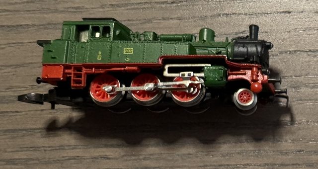 Tenderlok T12 der KPEV, grün/rot